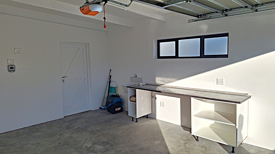 3 Bedroom Property for Sale in Sandbaai Western Cape
